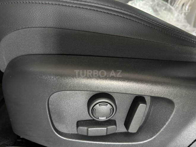 Land Rover RR Evoque 2023, 25,000 km - 1.5 l - Bakı