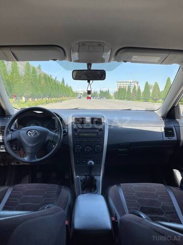 Toyota Corolla 2008, 288,000 km - 1.4 l - Gəncə
