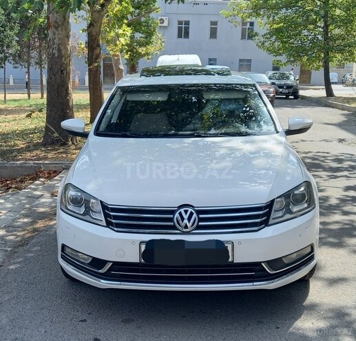 Volkswagen Passat 2012, 195,200 km - 1.8 l - Gəncə