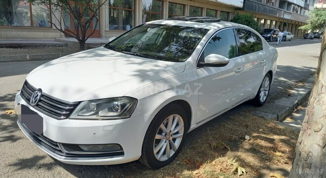 Volkswagen Passat 2012, 195,200 km - 1.8 l - Gəncə
