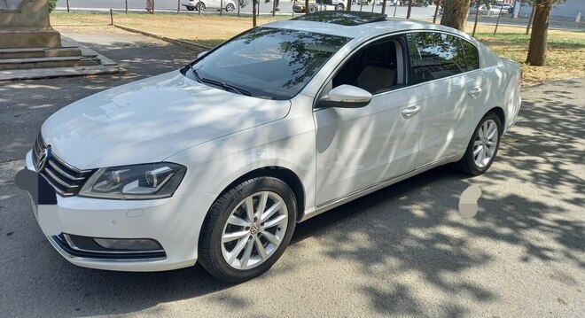 Volkswagen Passat 2012, 195,200 km - 1.8 l - Gəncə