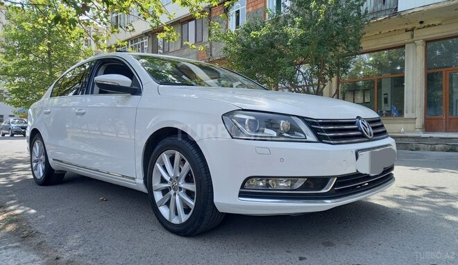 Volkswagen Passat 2012, 195,200 km - 1.8 l - Gəncə