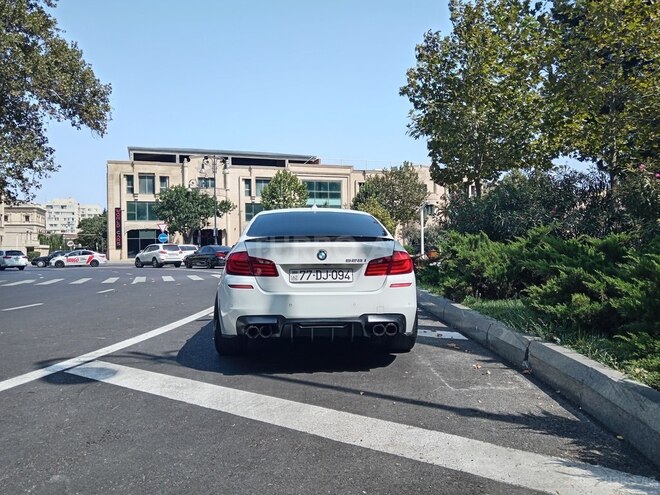 BMW 525 2013, 279,000 km - 2.0 л - Bakı