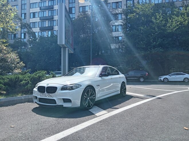 BMW 525 2013, 279,000 km - 2.0 л - Bakı