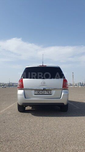 Opel Zafira 2010, 240,000 km - 1.9 l - Bakı