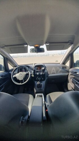 Opel Zafira 2010, 240,000 km - 1.9 l - Bakı