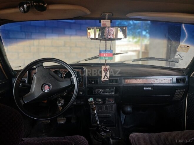 GAZ 24 1990, 325,000 km - 2.5 л - Hacıqabul