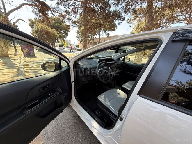 Toyota Aqua 2020, 74,000 km - 1.5 l - Bakı