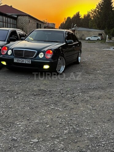 Mercedes E 240 1998, 200,000 km - 2.4 l - Bakı