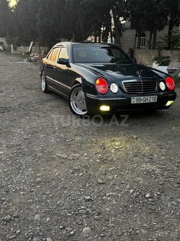 Mercedes E 240 1998, 200,000 km - 2.4 l - Bakı