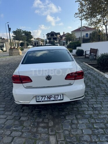 Volkswagen Passat 2014, 215,000 km - 1.8 l - Bakı
