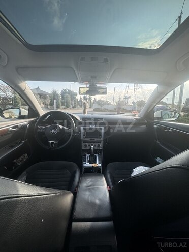 Volkswagen Passat 2014, 215,000 km - 1.8 l - Bakı