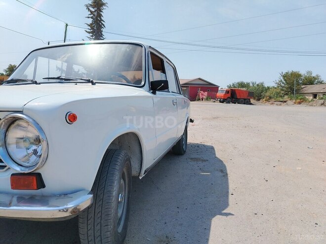 LADA (VAZ) 21011 1975, 25,000 km - 1.3 л - Saatlı