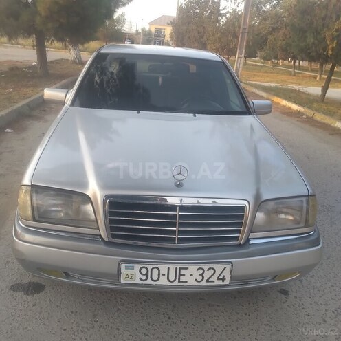 Mercedes C 220 1995, 263,200 km - 2.2 l - Salyan