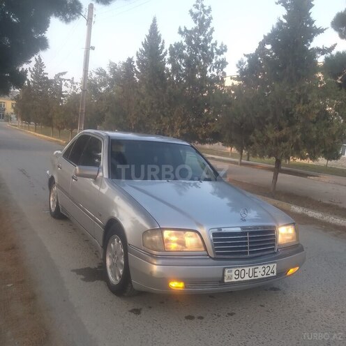 Mercedes C 220 1995, 263,200 km - 2.2 l - Salyan