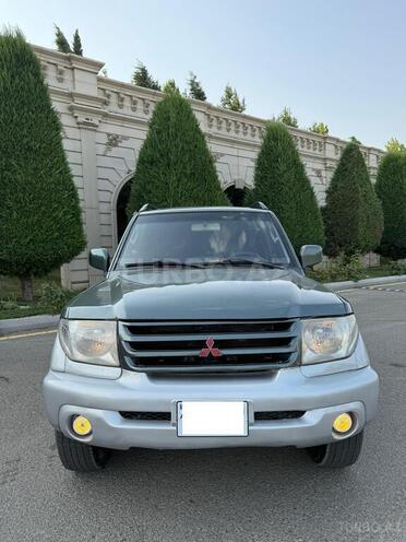 Mitsubishi Pajero io 2002, 303,000 km - 2.0 л - Gəncə