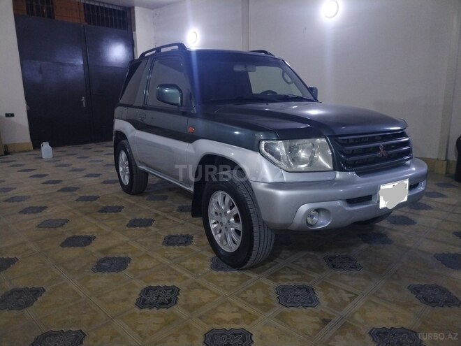 Mitsubishi Pajero io 2002, 303,000 km - 2.0 л - Gəncə
