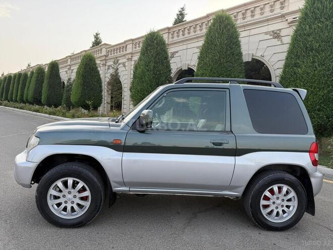 Mitsubishi Pajero io 2002, 303,000 km - 2.0 л - Gəncə