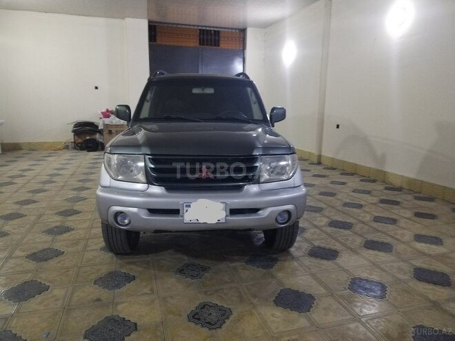 Mitsubishi Pajero io 2002, 303,000 km - 2.0 л - Gəncə