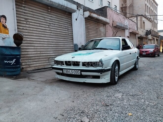 BMW 520e 1992, 222,000 km - 2.0 l - Bakı