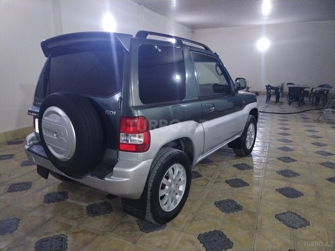 Mitsubishi Pajero io 2002, 303,000 km - 2.0 л - Gəncə
