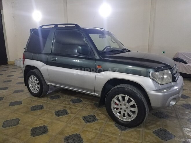 Mitsubishi Pajero io 2002, 303,000 km - 2.0 л - Gəncə