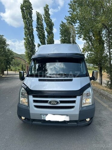 Ford Transit 2009, 228,000 km - 2.4 л - Quba