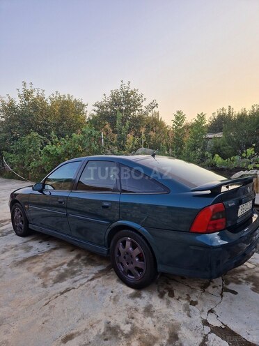 Opel Vectra 2000, 400,000 km - 1.8 l - Şəki