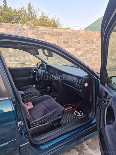 Opel Vectra 2000, 400,000 km - 1.8 l - Şəki