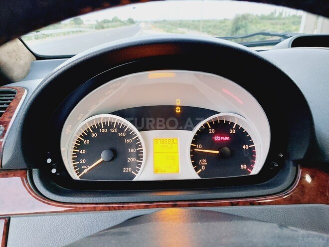 Mercedes Vito 111 2008, 378,683 km - 2.2 l - Yevlax