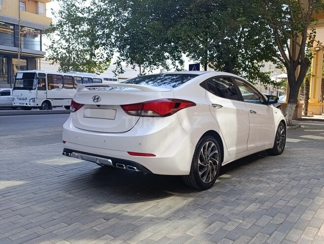 Hyundai Avante 2014, 288,000 km - 1.6 л - Bakı