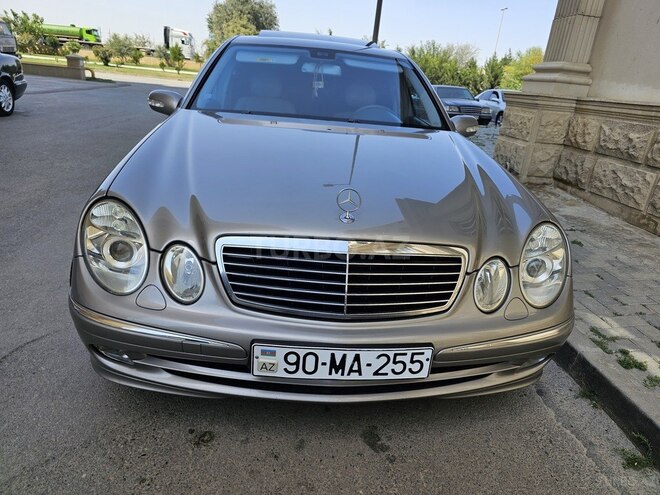 Mercedes E 240 2004, 290,000 km - 2.6 l - Bakı