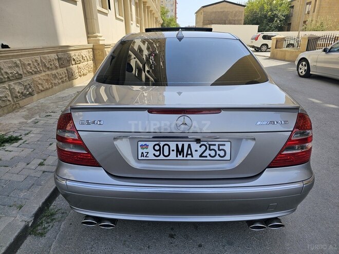 Mercedes E 240 2004, 290,000 km - 2.6 l - Bakı