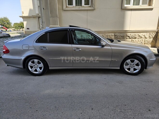 Mercedes E 240 2004, 290,000 km - 2.6 l - Bakı