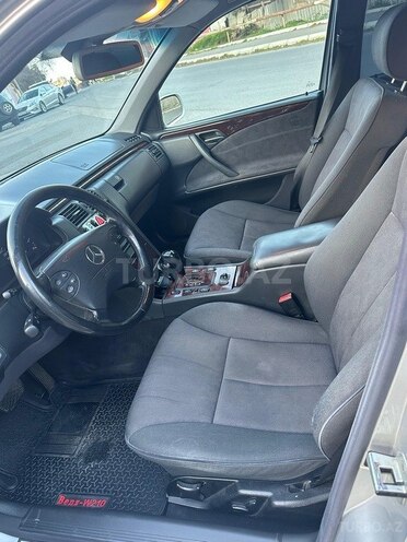 Mercedes E 220 2000, 368,089 km - 2.2 l - Bakı