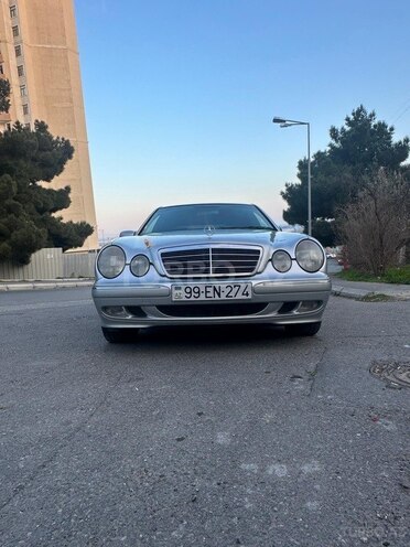 Mercedes E 220 2000, 368,089 km - 2.2 l - Bakı