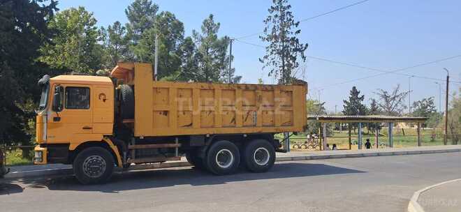 Shacman F2000 2011, 280,000 km - 11.0 l - Mingəçevir