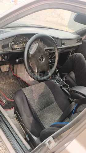 Mercedes 190 1989, 211,245 km - 2.0 l - Bərdə