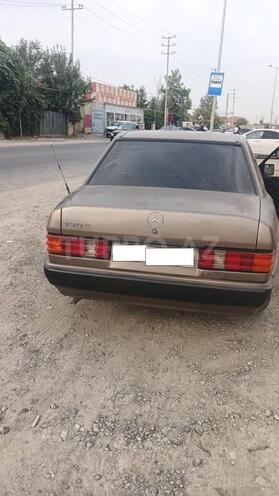 Mercedes 190 1989, 211,245 km - 2.0 l - Bərdə