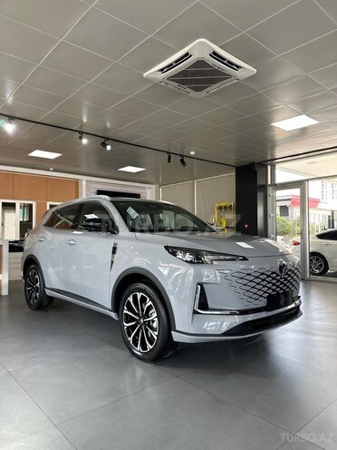 Changan CS 55 Plus 2025, 0 km - 1.5 л - Bakı