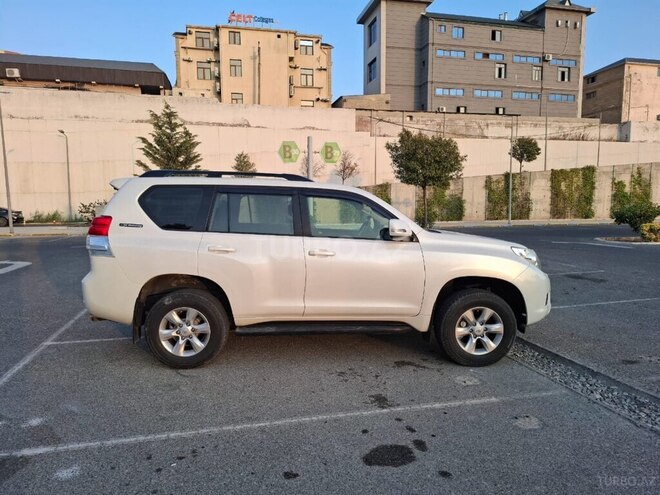 Toyota Land Cruiser Prado 2011, 168,000 km - 2.7 л - Bakı