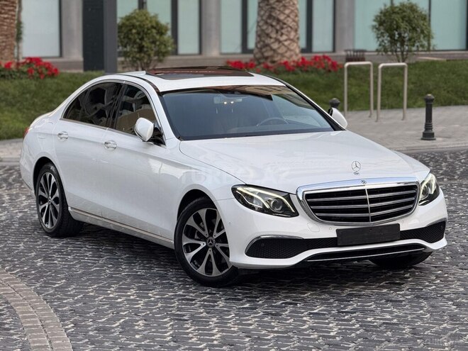 Mercedes E 200 d 2019, 111,000 km - 1.6 l - Bakı