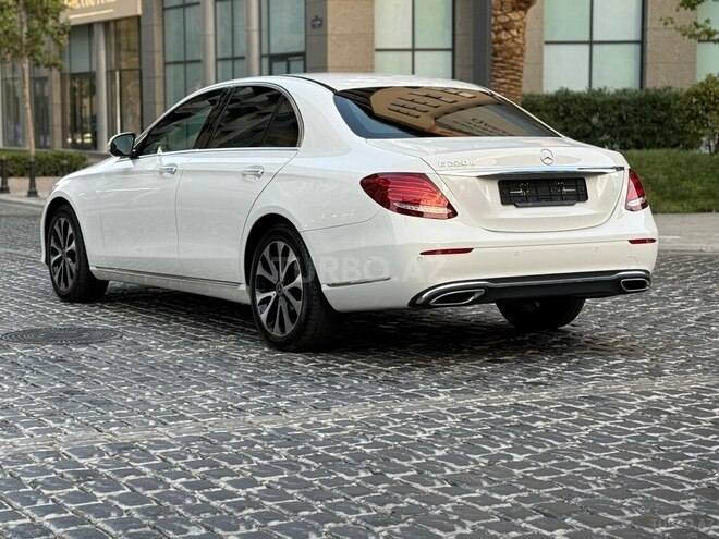 Mercedes E 200 d 2019, 111,000 km - 1.6 l - Bakı