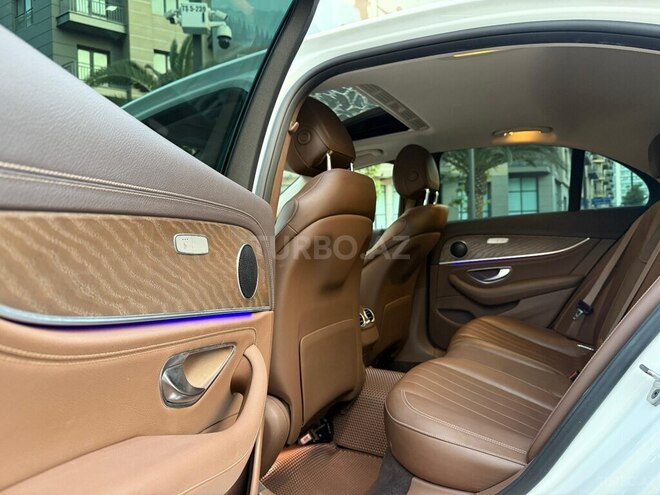 Mercedes E 200 d 2019, 111,000 km - 1.6 l - Bakı