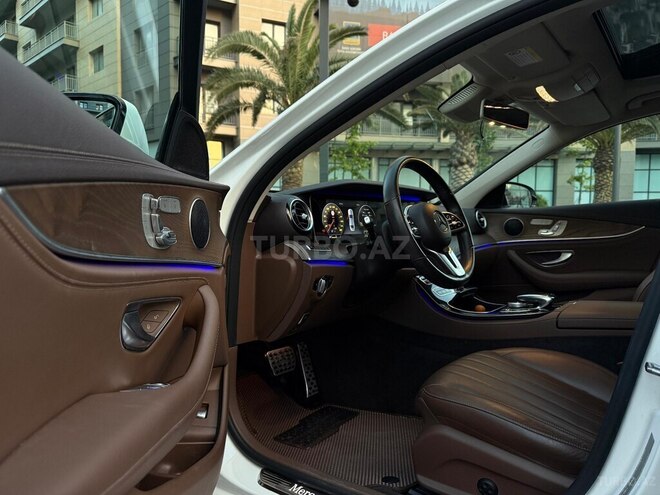 Mercedes E 200 d 2019, 111,000 km - 1.6 l - Bakı