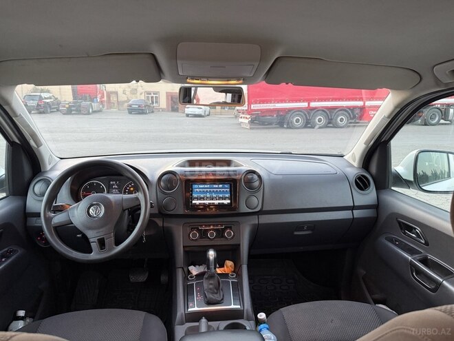 Volkswagen Amarok 2012, 260,000 km - 2.0 l - Salyan