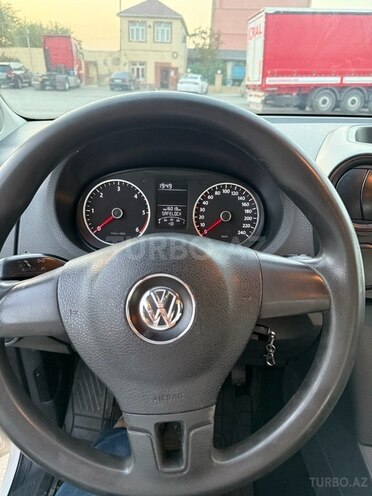 Volkswagen Amarok 2012, 260,000 km - 2.0 l - Salyan