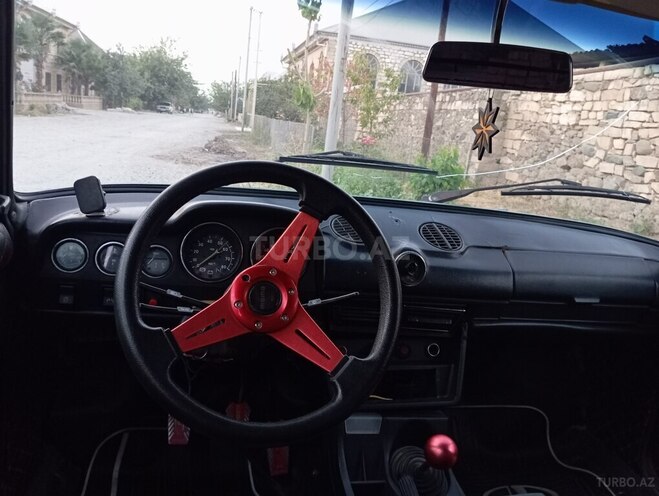 LADA (VAZ) 21011 1979, 15,000 km - 1.3 l - Babək