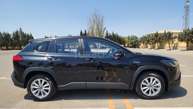 Toyota Corolla Cross 2023, 16,000 km - 2.0 l - Bakı