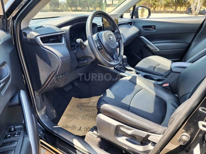 Toyota Corolla Cross 2023, 16,000 km - 2.0 l - Bakı